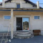 Chambre Dans Maison Individuelle Vue Sur Le Massif De L\'Etoile