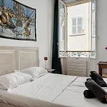 Cosy Appartement - Ultra Centre & Balcon - Les Freres De La Loc\'