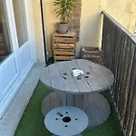 Flc - Charming Studio Parking - 4 Guests