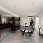 Beautiful Family House With Garden And Pool In A Quiet Area