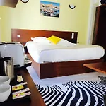 Massilia Hotel