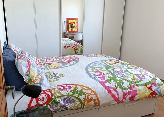 Chambre Dans Maison Individuelle Vue Sur Le Massif De L\'Etoile