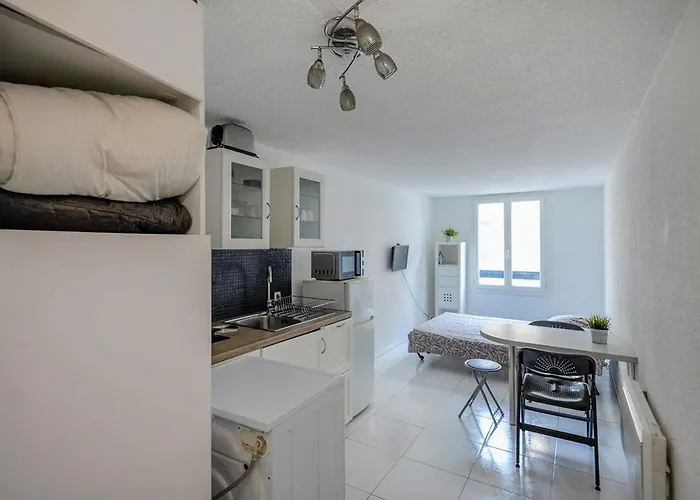 Comfortable Studio Near The Old Port!