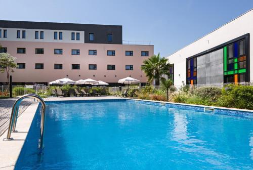 Apartment Golden Tulip Airport Marseille
