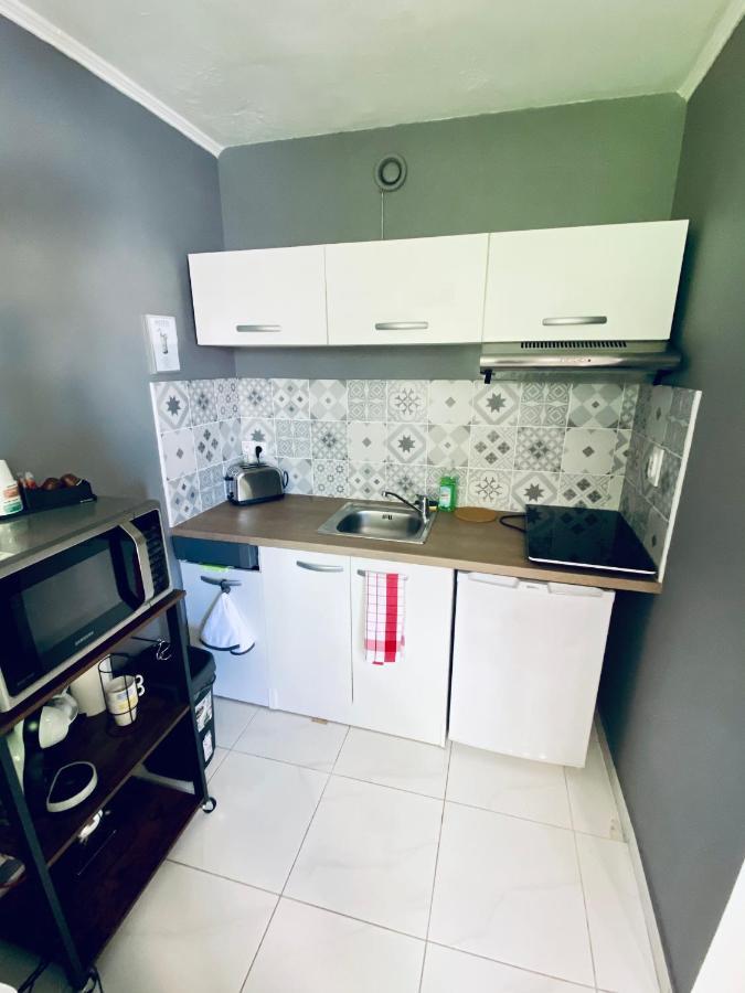 Apartment Studio Proche Plage Et Calanques Excursion Bateau Possible Marseille