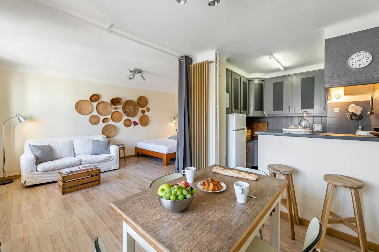 Avec Balcon, A 50m, Proche Vieux Port Apartment *