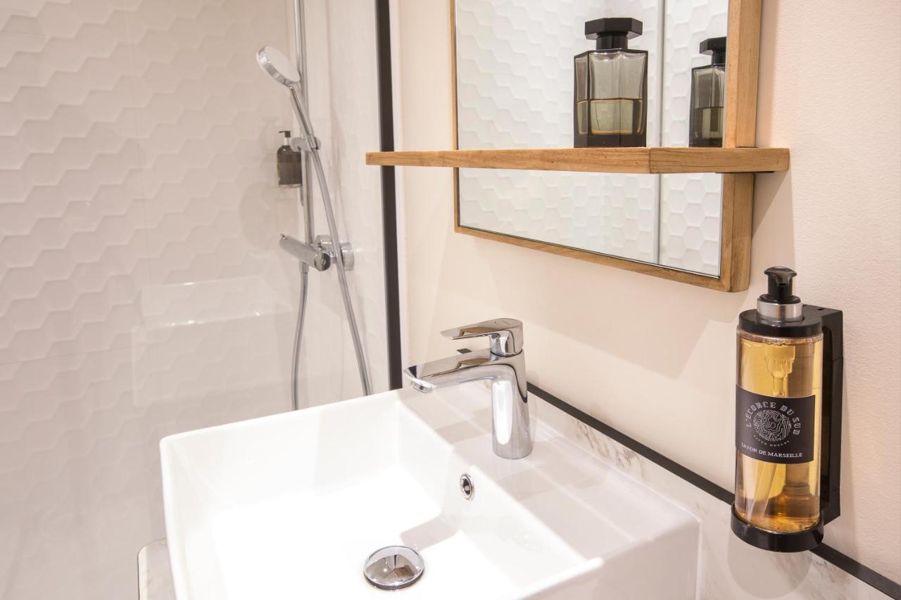 Life Vp - Vieux Port Hotel 3*