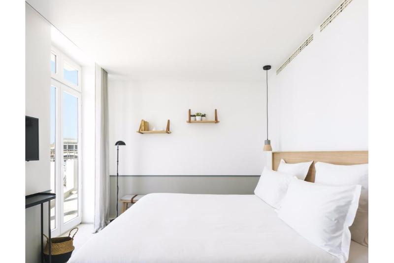 Les Bords De Khách sạn 4*