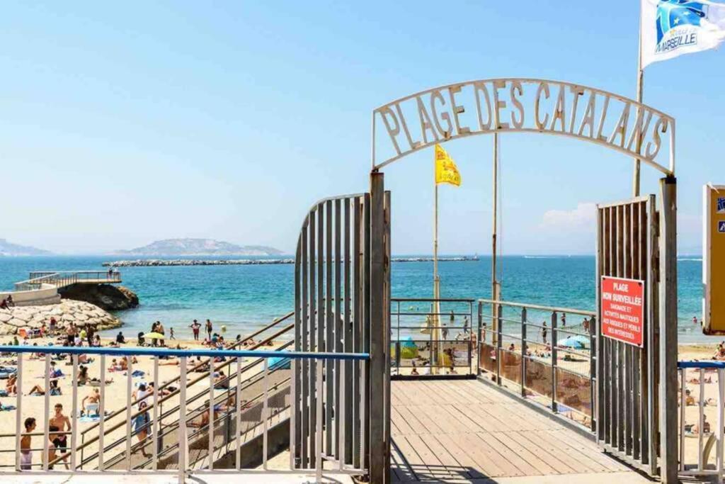 Les Pieds Dans L'eau * Marseilles