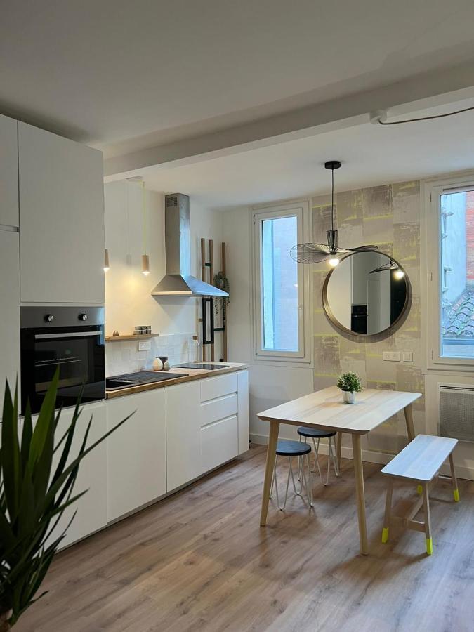 Lumineux T2 De 34 M Rénové Dans Le Centre-ville Appartement *