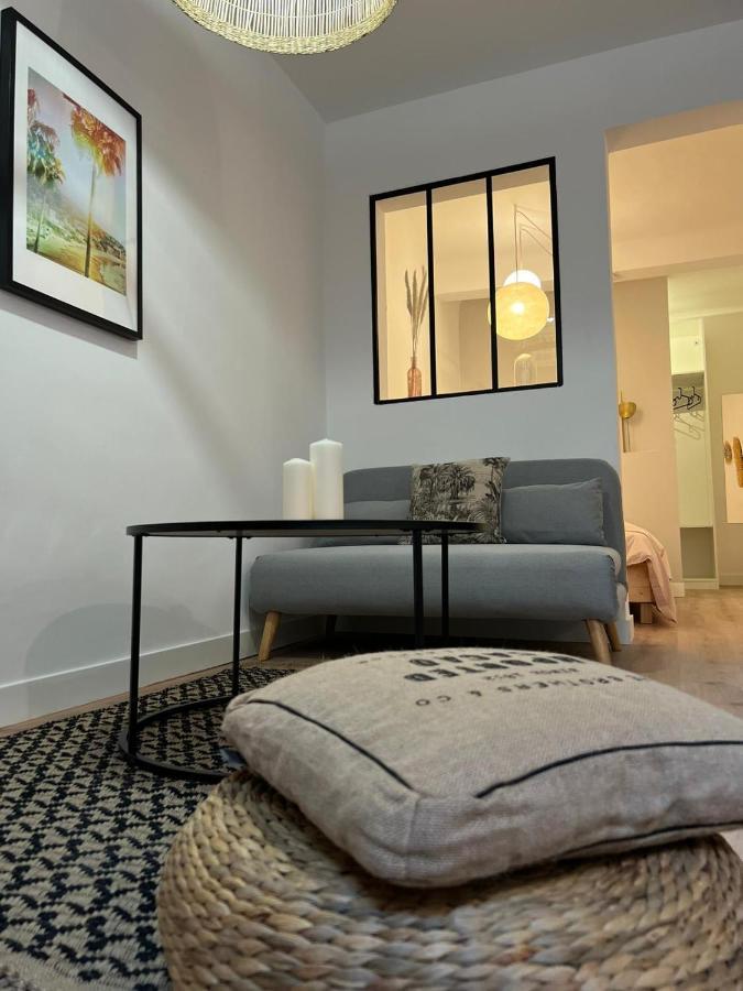 Appartement Lumineux T2 De 34 M Rénové Dans Le Centre-ville Marseille