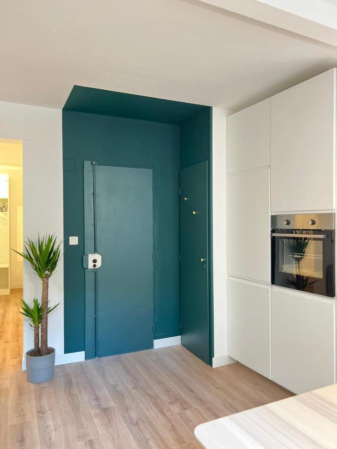 Appartement Lumineux T2 De 34 M Rénové Dans Le Centre-ville Marseille