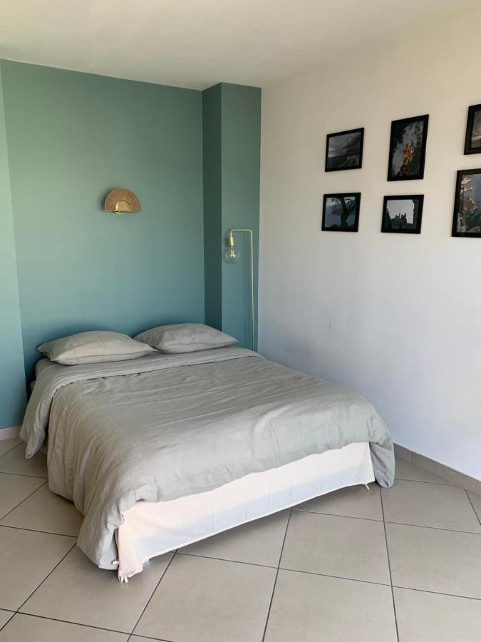 Apartment Joli Proche Quartier Timone Climatise