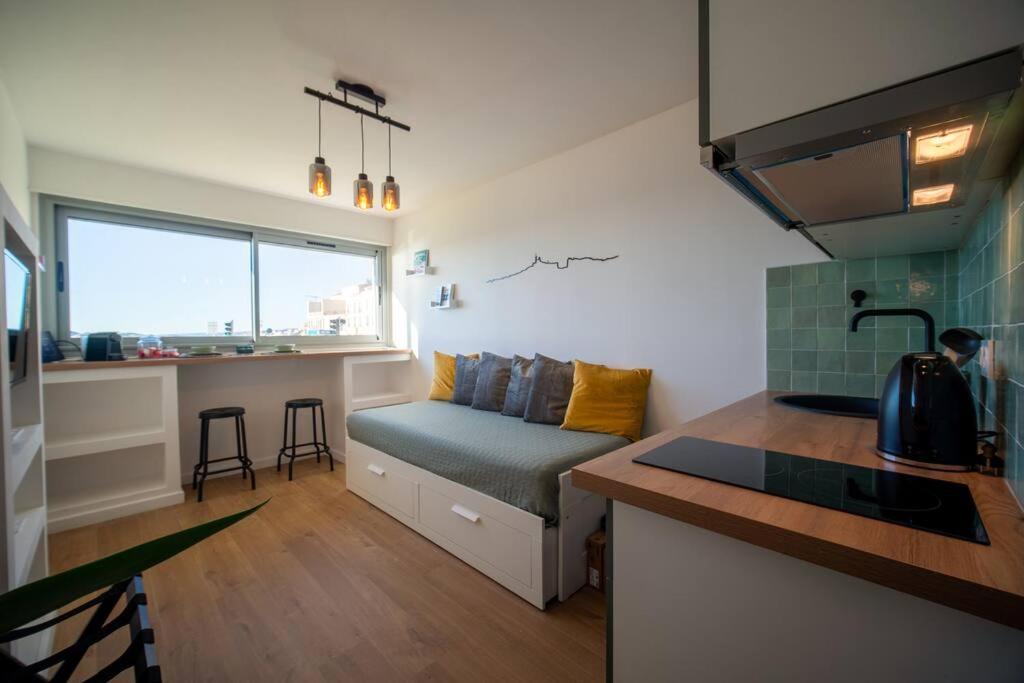 With Sea View 50m From The Apartment *