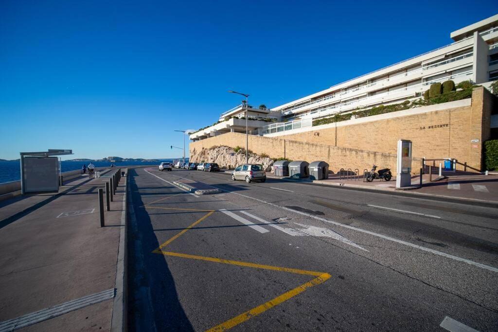 With Sea View 50m From The Marseille