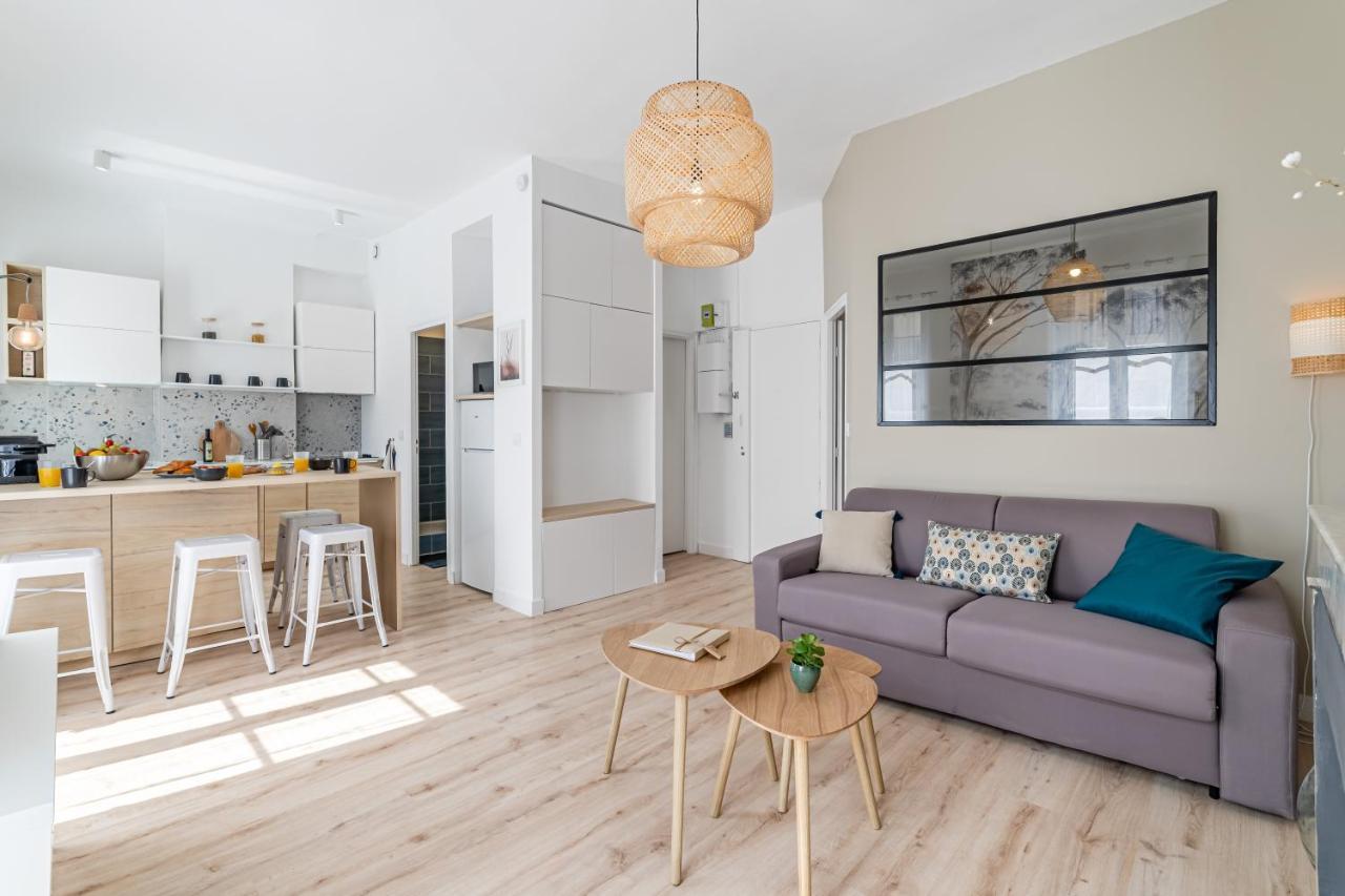 Place: Le Soleil De S'invite Dans Ce T2 Apartment Marseille