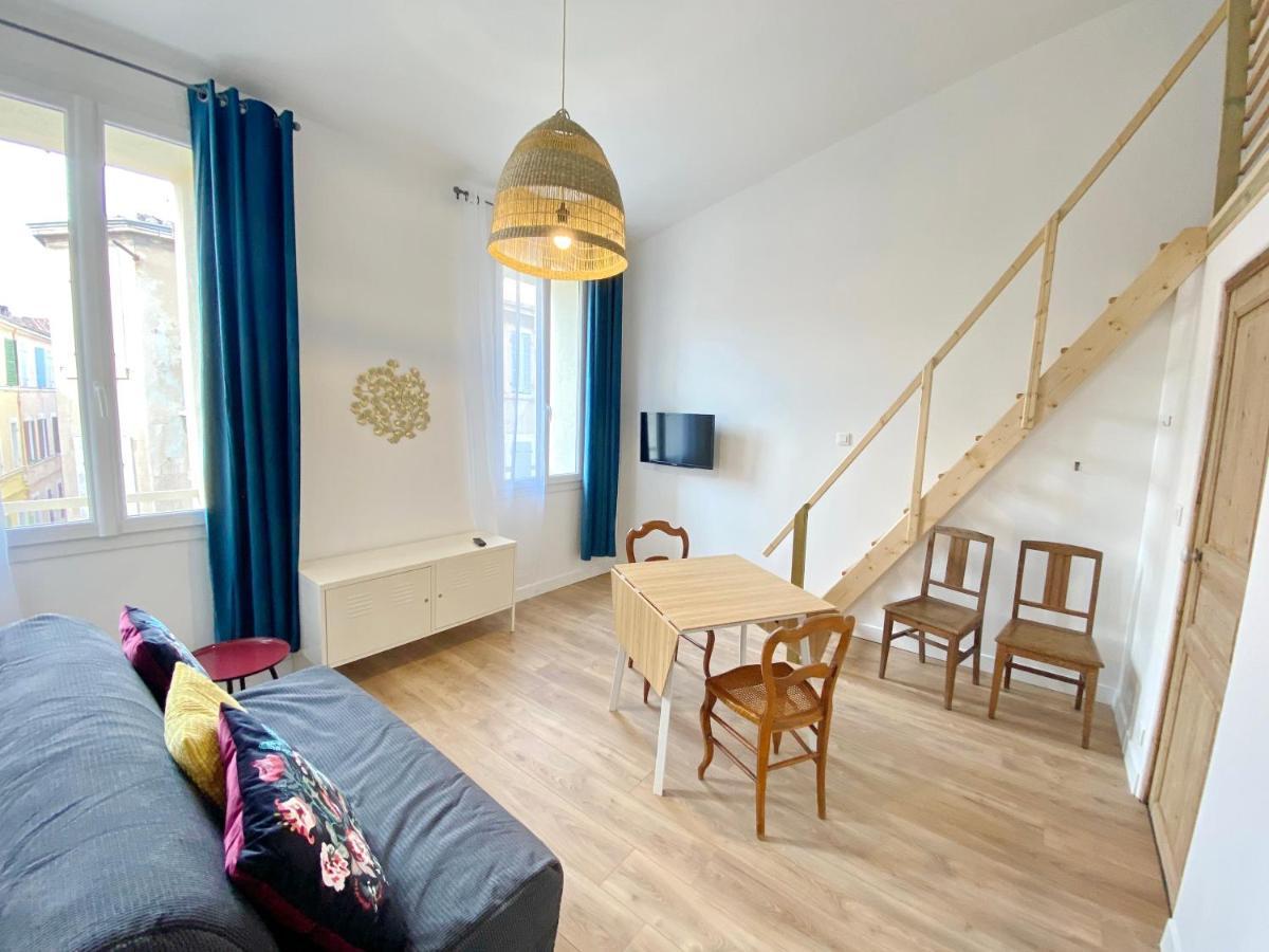 Le Coup De Foudre 1827 Appartement *