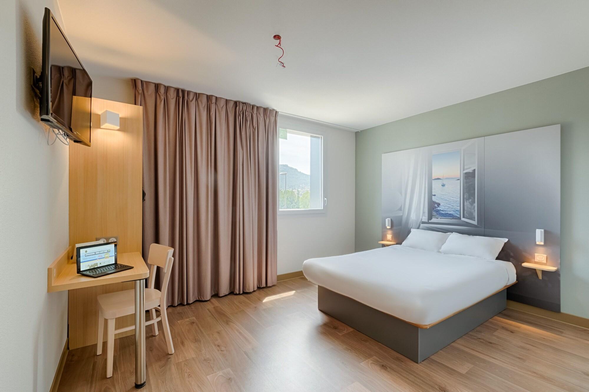 Hotel La Valentine Saint Menet 5*