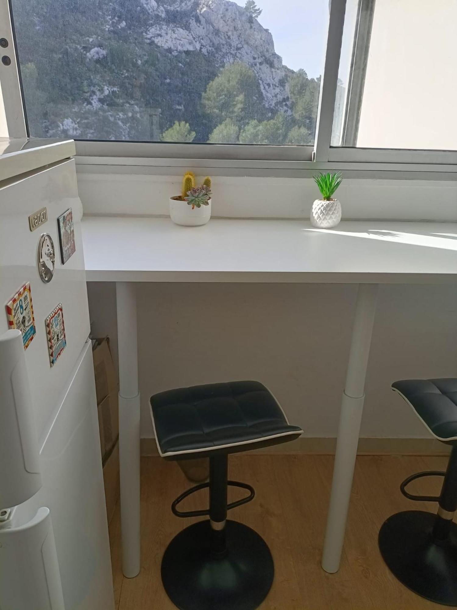 Vue Et Montagne Dans Parc Du Roy D'espagne, Up To 7 People Apartment *