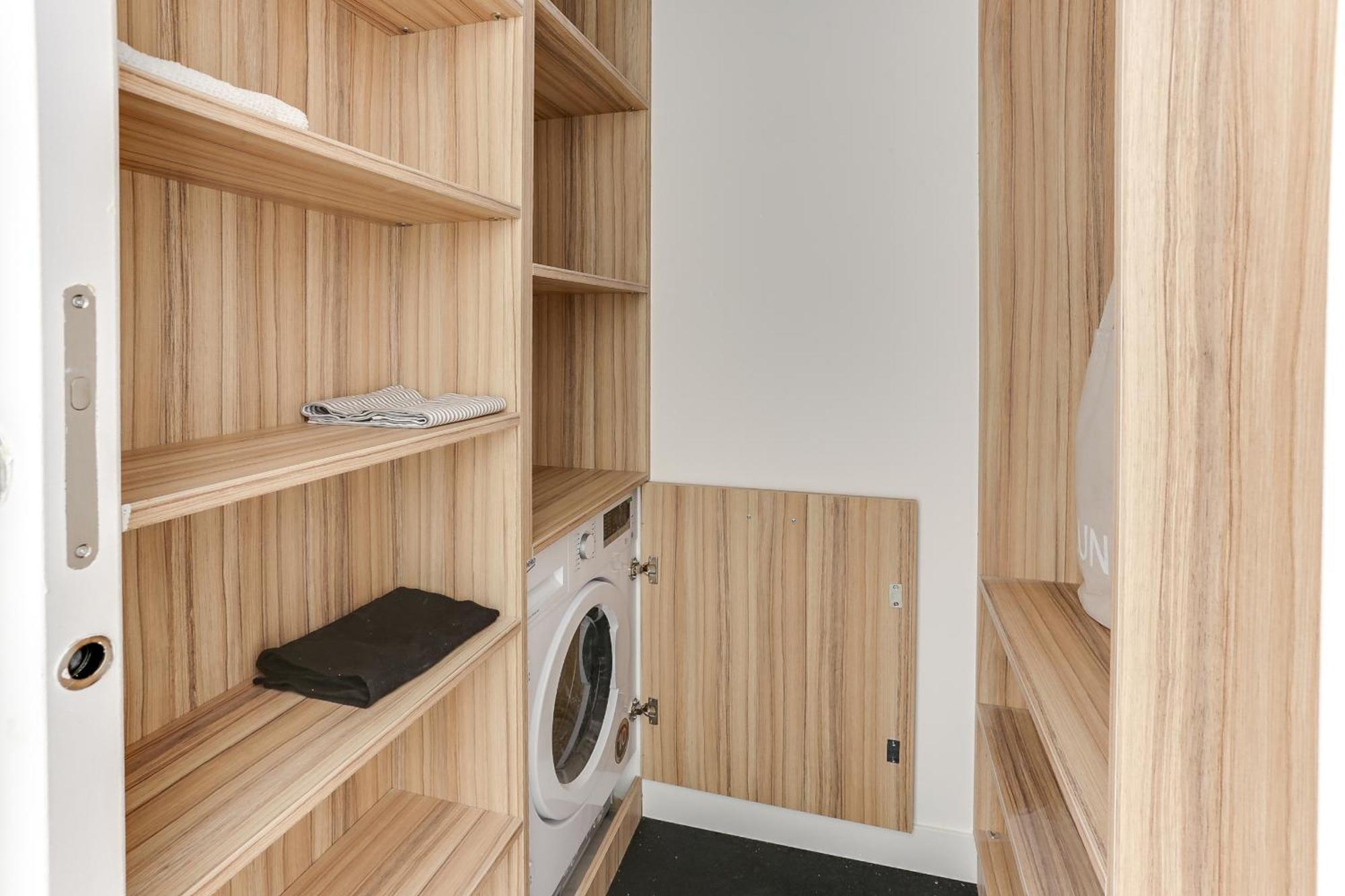 The Babel Community - Republique - Joliette Aparthotel 4*