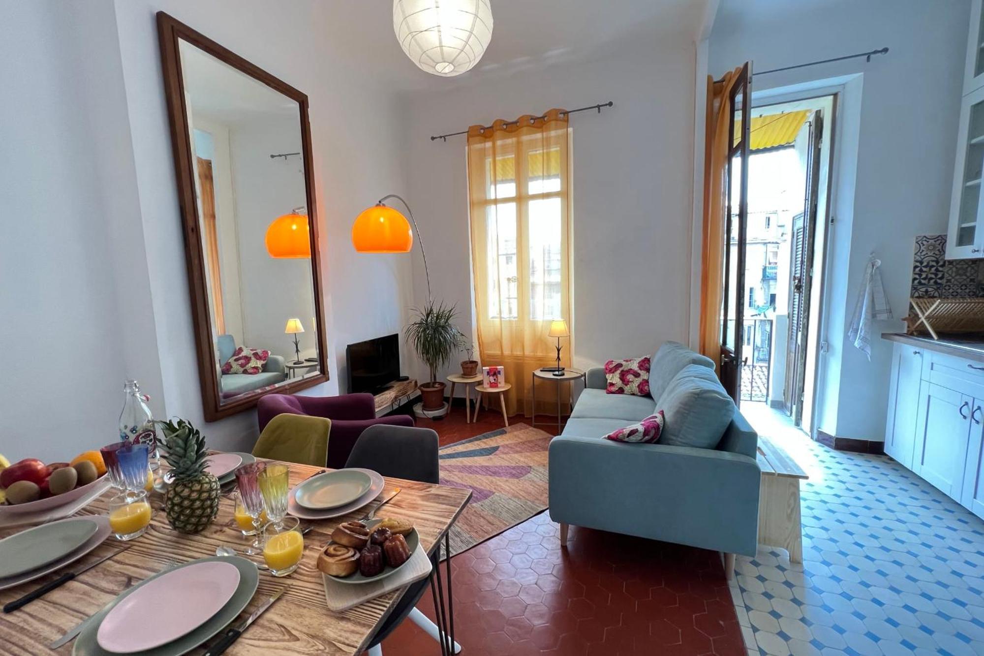 Escaledubonheur ! Balconnetflix Marseille