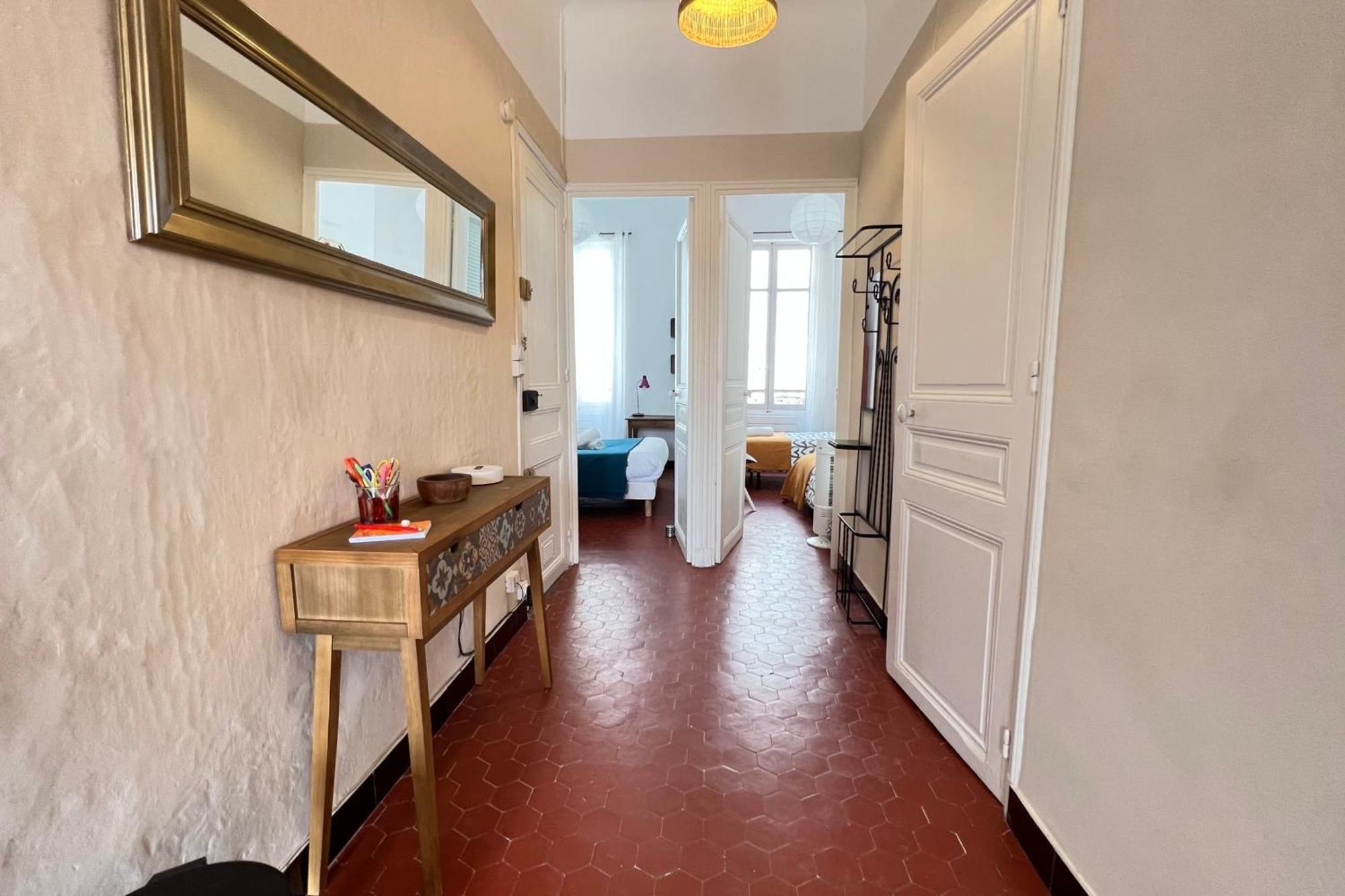 Escaledubonheur ! Balconnetflix * Marseille