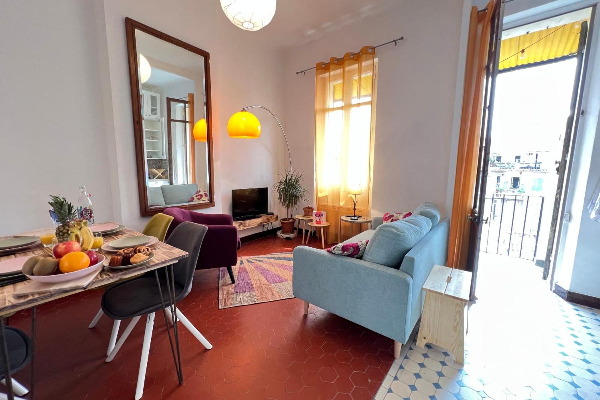 Escaledubonheur ! Balconnetflix Apartment
