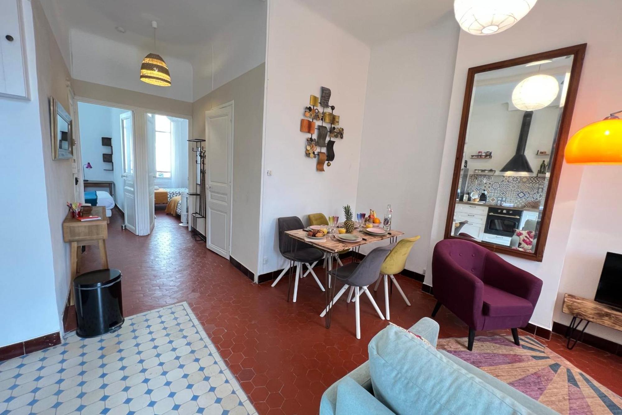 Escaledubonheur ! Balconnetflix Marseille