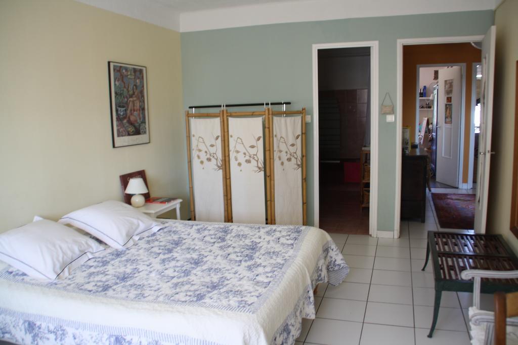 Chambre D'hote Mt Et Jm Gleizes Bed & Breakfast