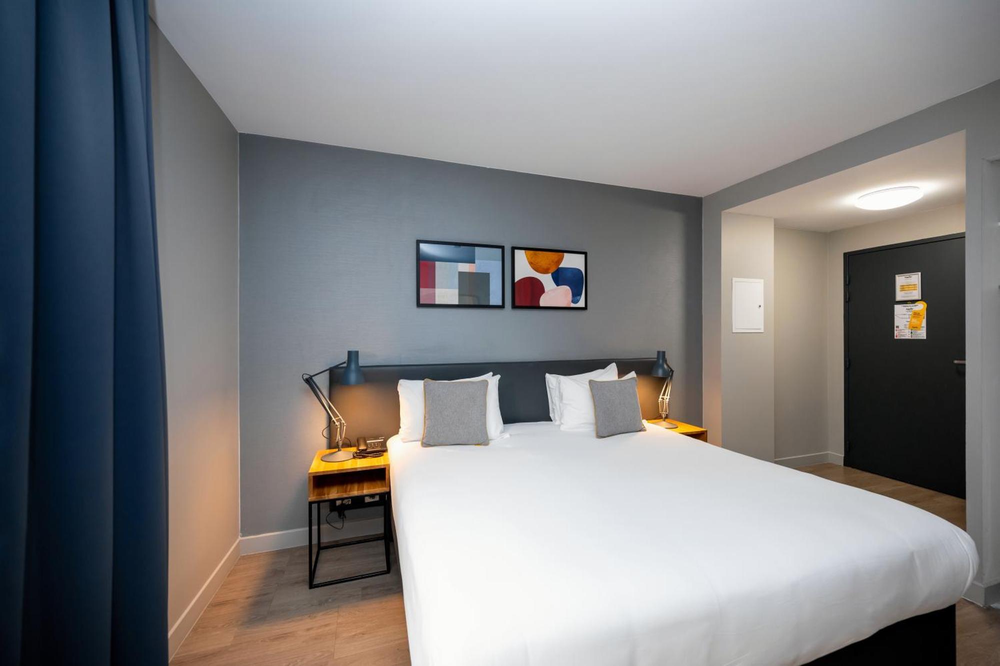 Staycity Centre Vieux Port Apartahotel 3*