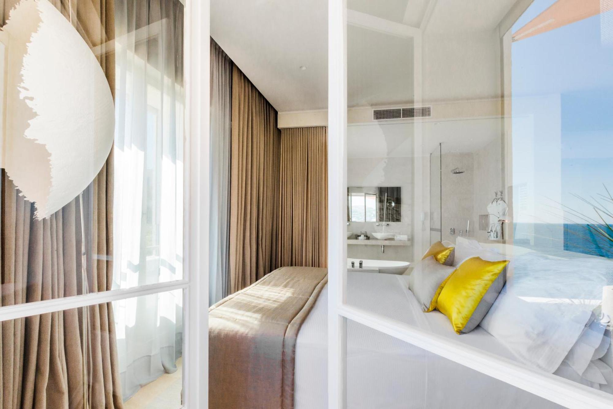 Khách sạn Le Petit - Passedat 5*