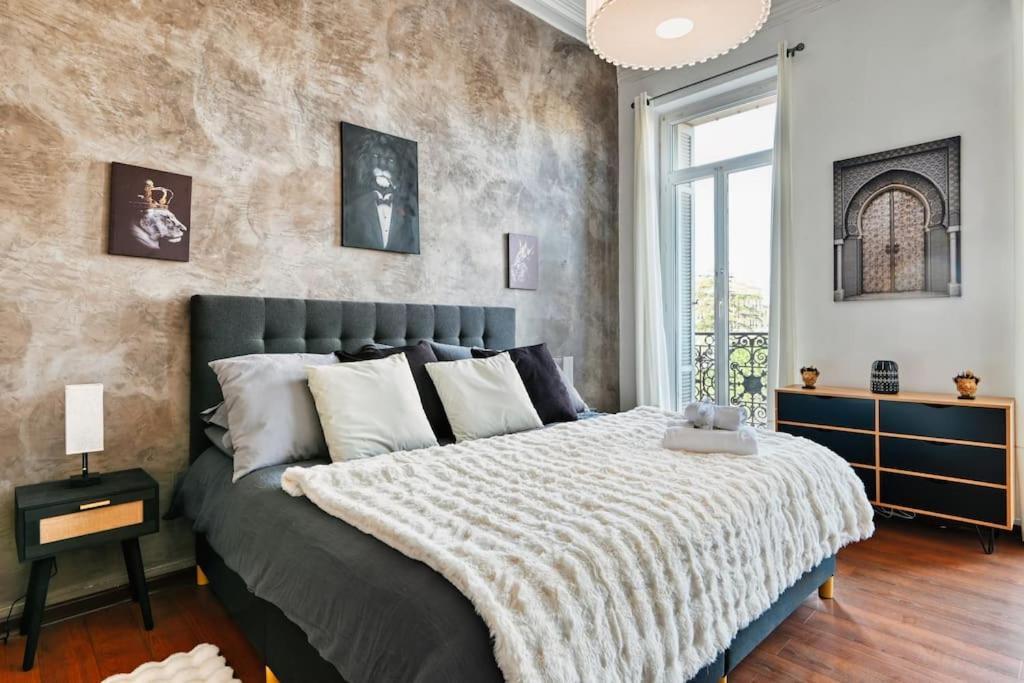 Spacieux Et Elegant A Chave Centre