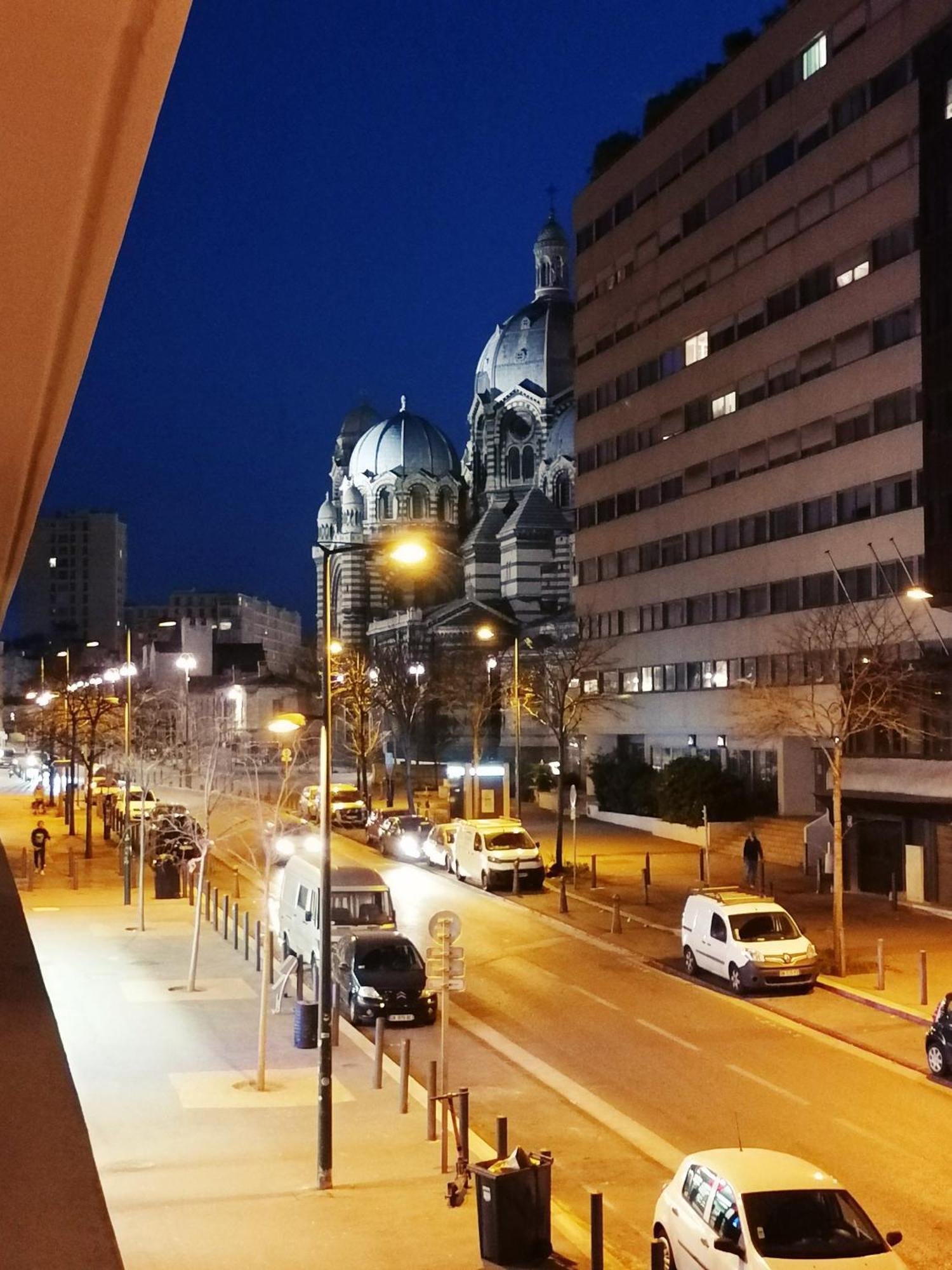 Apartment La Major, Urbain + Parking Marseilles
