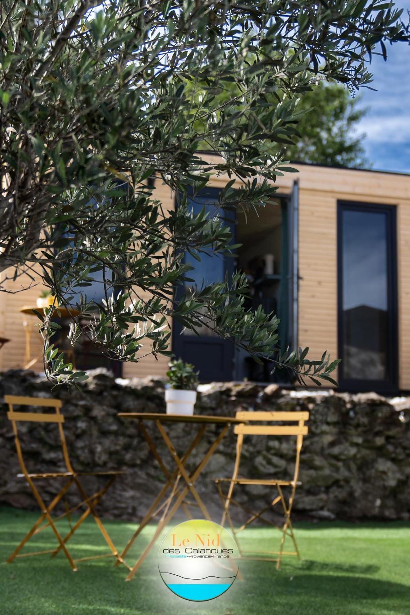 Le Nid Des Calanques Et Son Jacuzzi Apartamento *