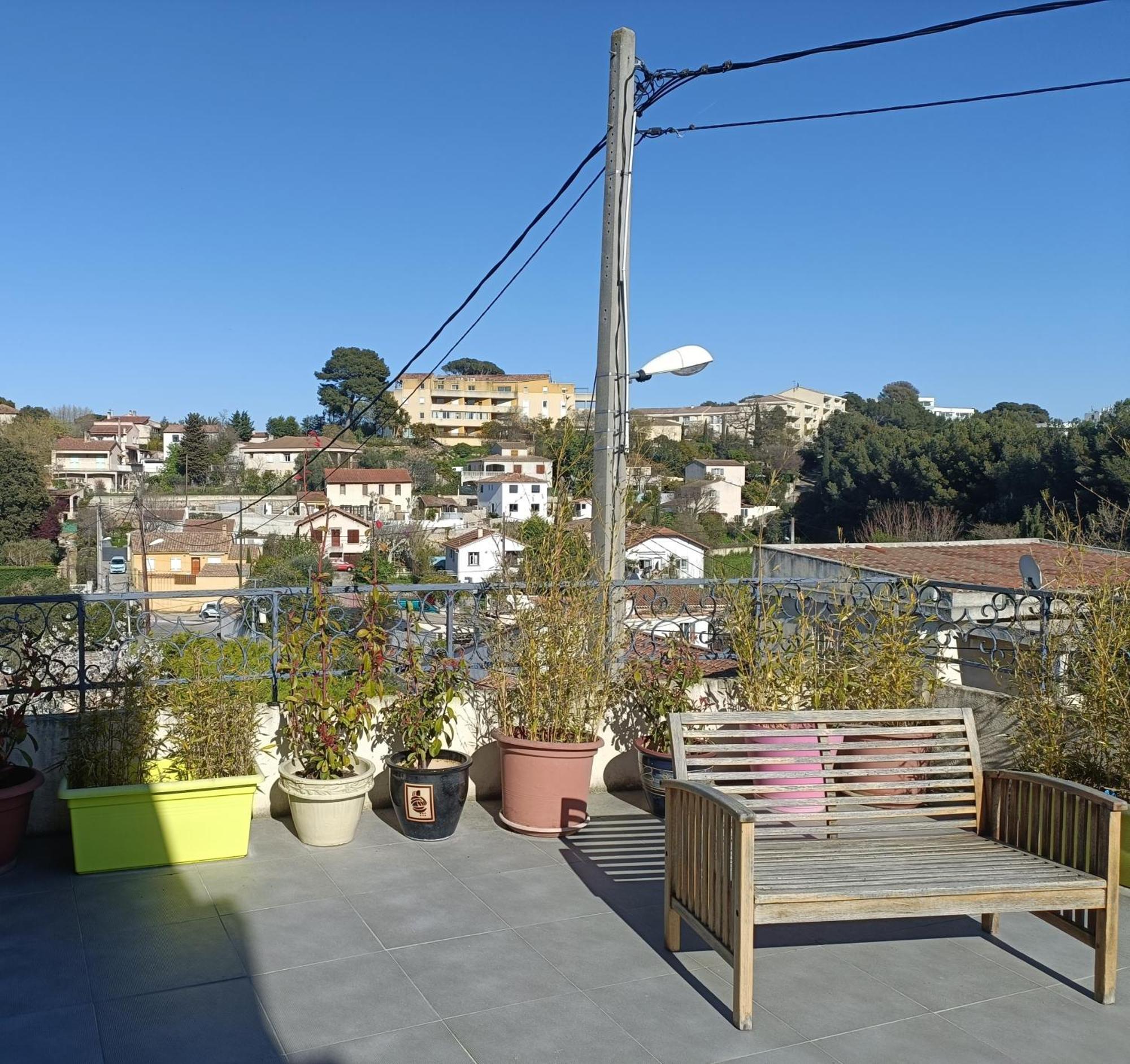 Maison Individuelle Vue Sur Le Massif De L'etoile Apartment *