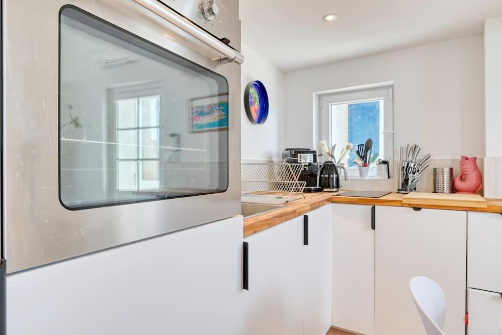 Coquet En Bord De Et Corniche Apartment