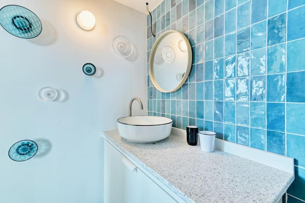 Apartment Coquet En Bord De Et Corniche *
