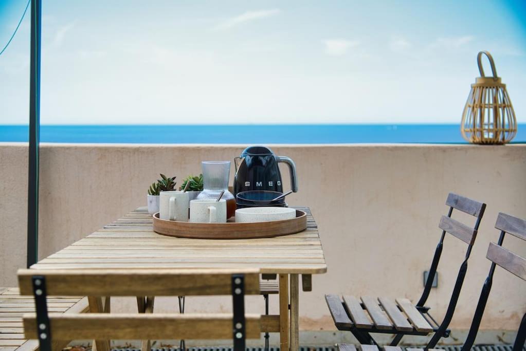 Apartment Coquet En Bord De Et Corniche