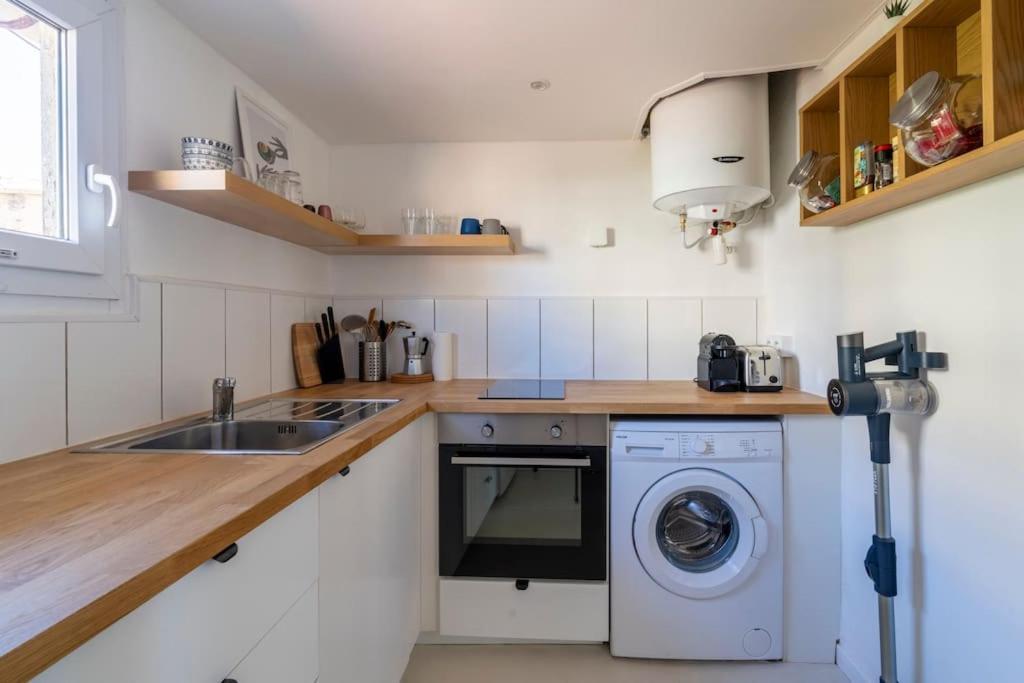 Un Balcon En Ville, 4 Pers Renove Marseille