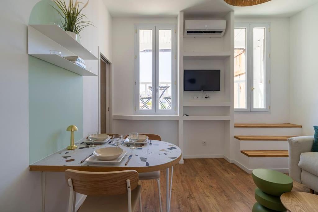 Un Balcon En Ville, 4 Pers Renove Căn hộ