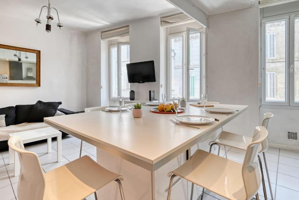 Apartment Spacieux Pres Du Velodrome Et Des Plages