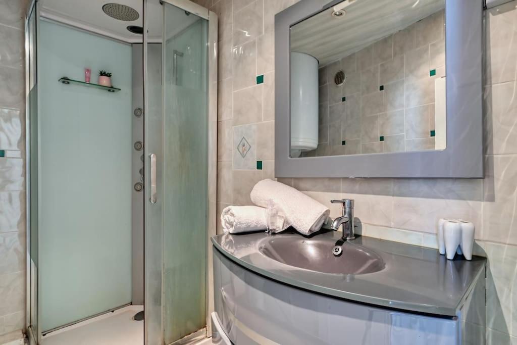 Apartment Spacieux Pres Du Velodrome Et Des Plages