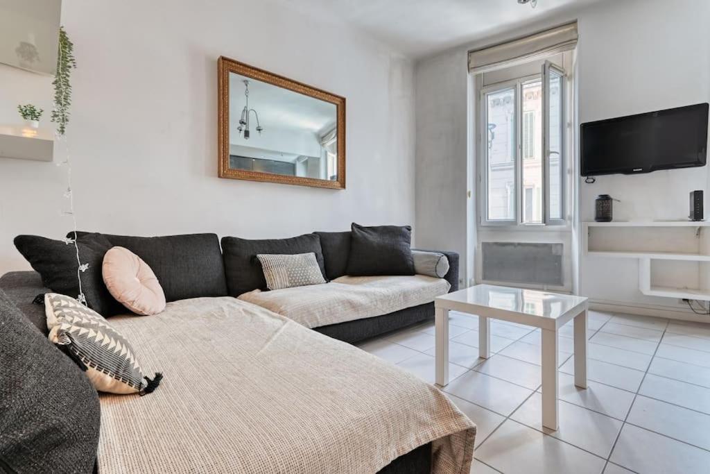 Apartment Spacieux Pres Du Velodrome Et Des Plages Marseille