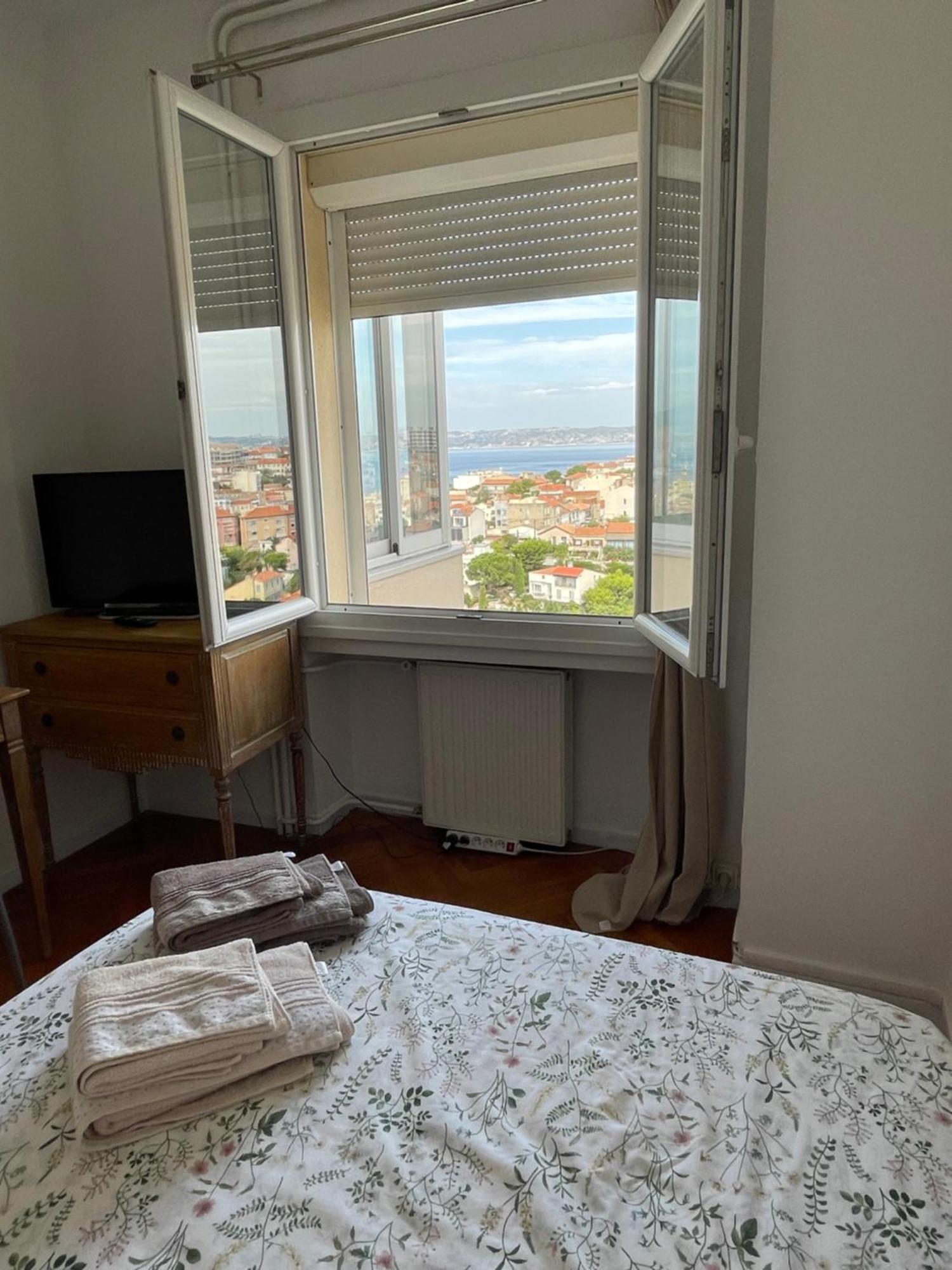 Vu Sur Mer Corniche Marseille