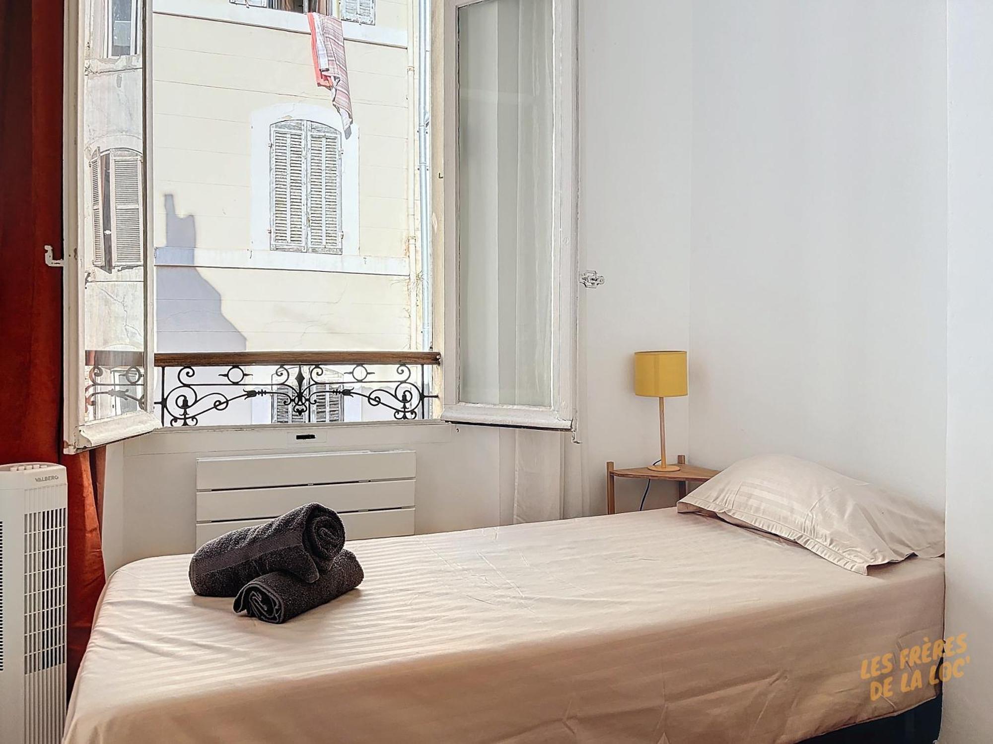 Cosy - Ultra Centre & Balcon - Les Freres De La Loc' Apartment *