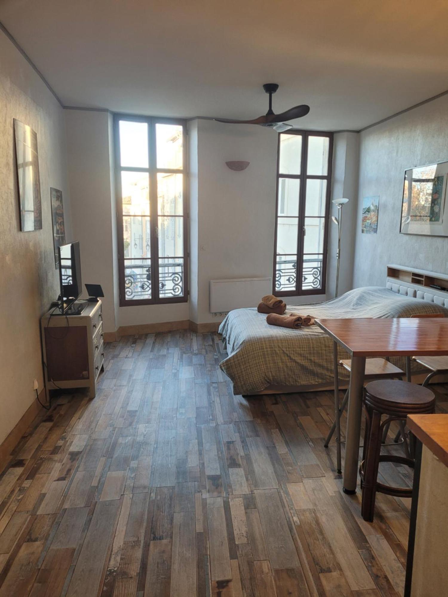 Agreable Au Coeur Du Quartier Historique Apartamento Marsella