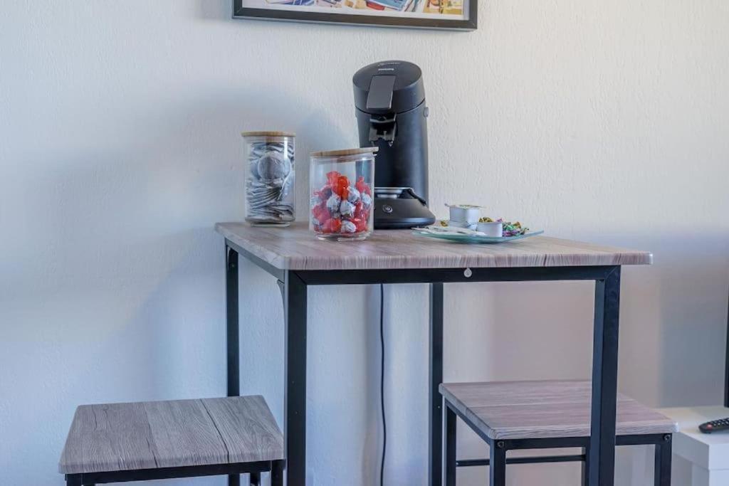 Apartment Climatise Avec Terrasse Equipe A 5min De La Gare St Charles