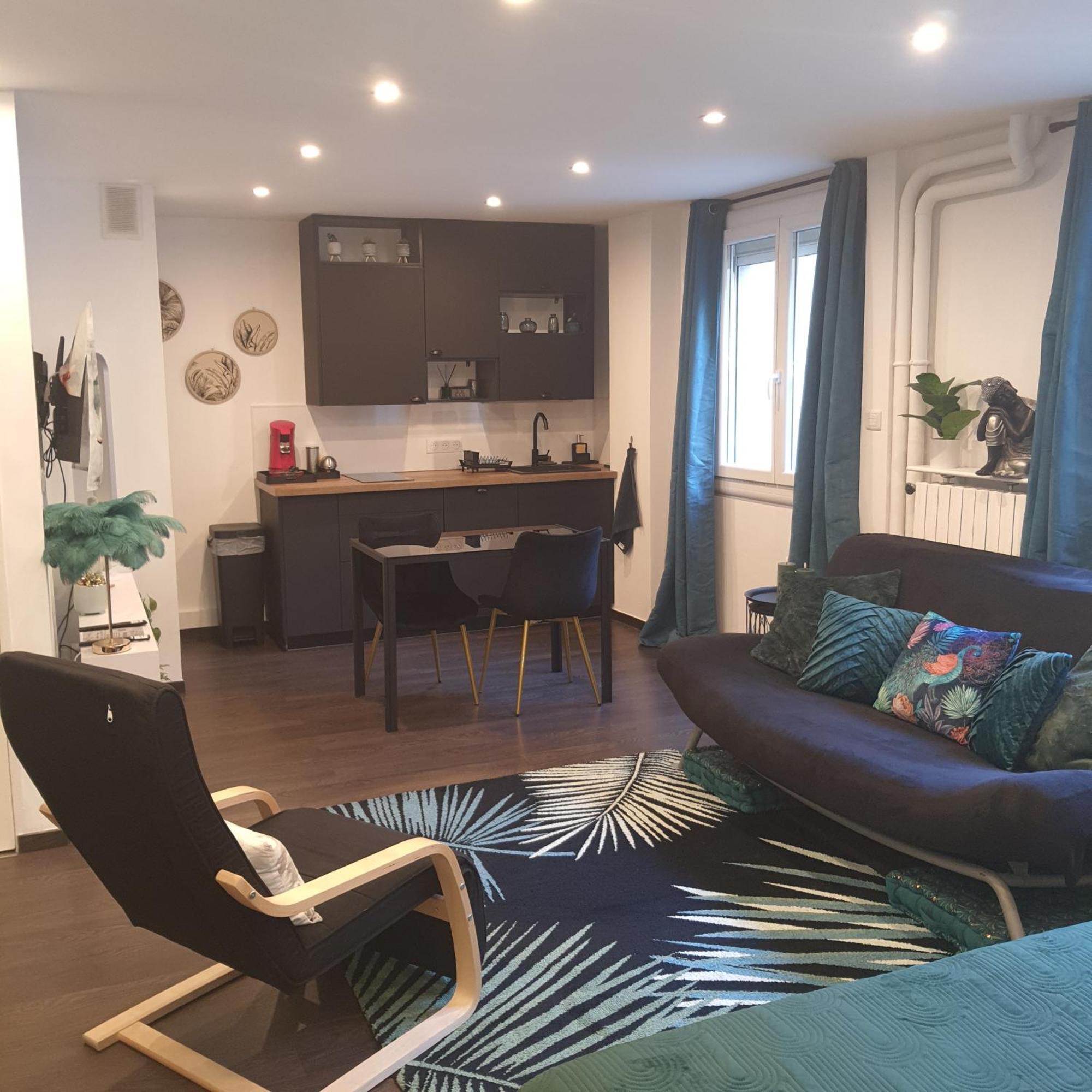 Apartment Loft Spacieux-2 Min De La Marseille