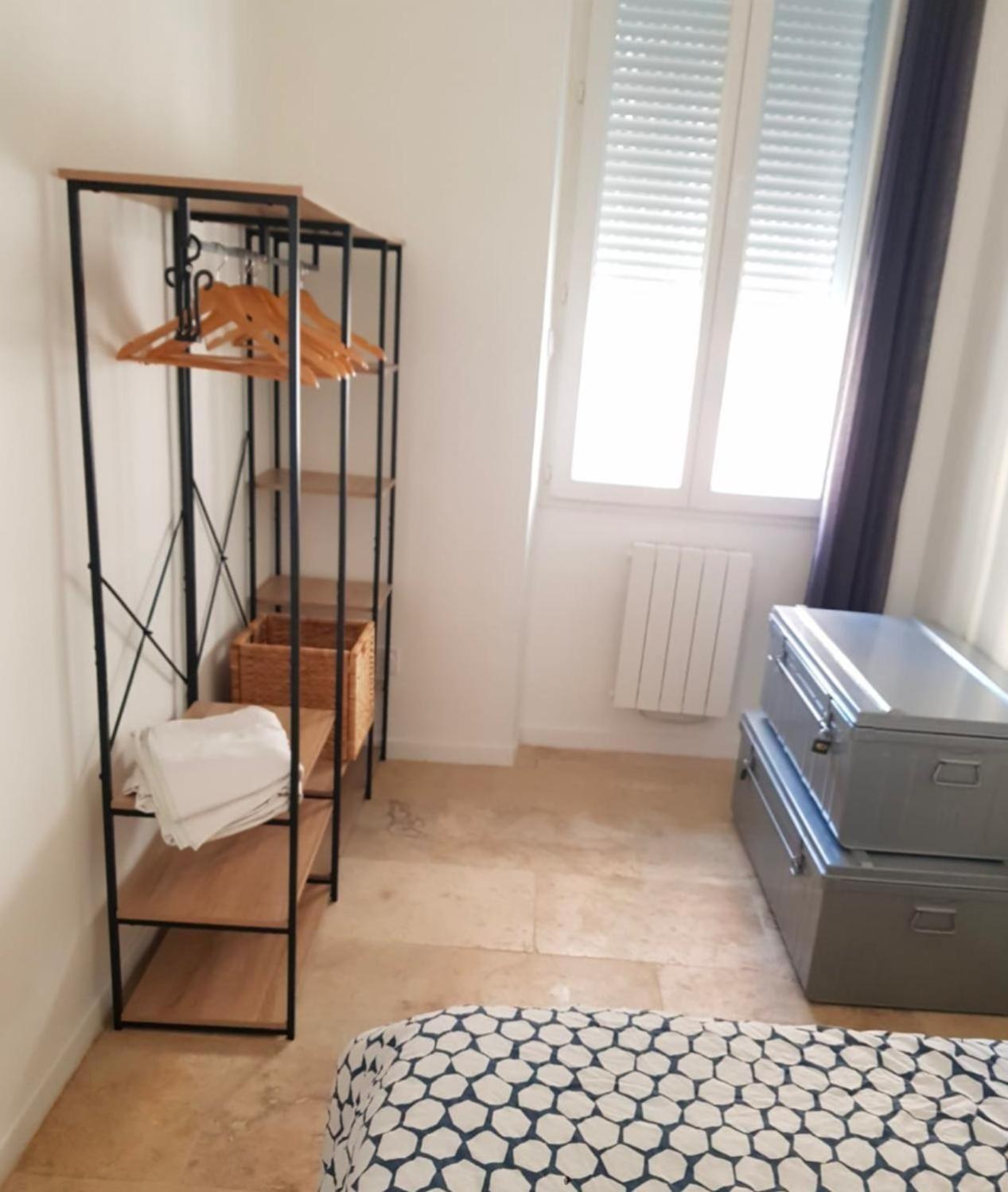 Apartment And Comfortable Studio, Near Train Station *