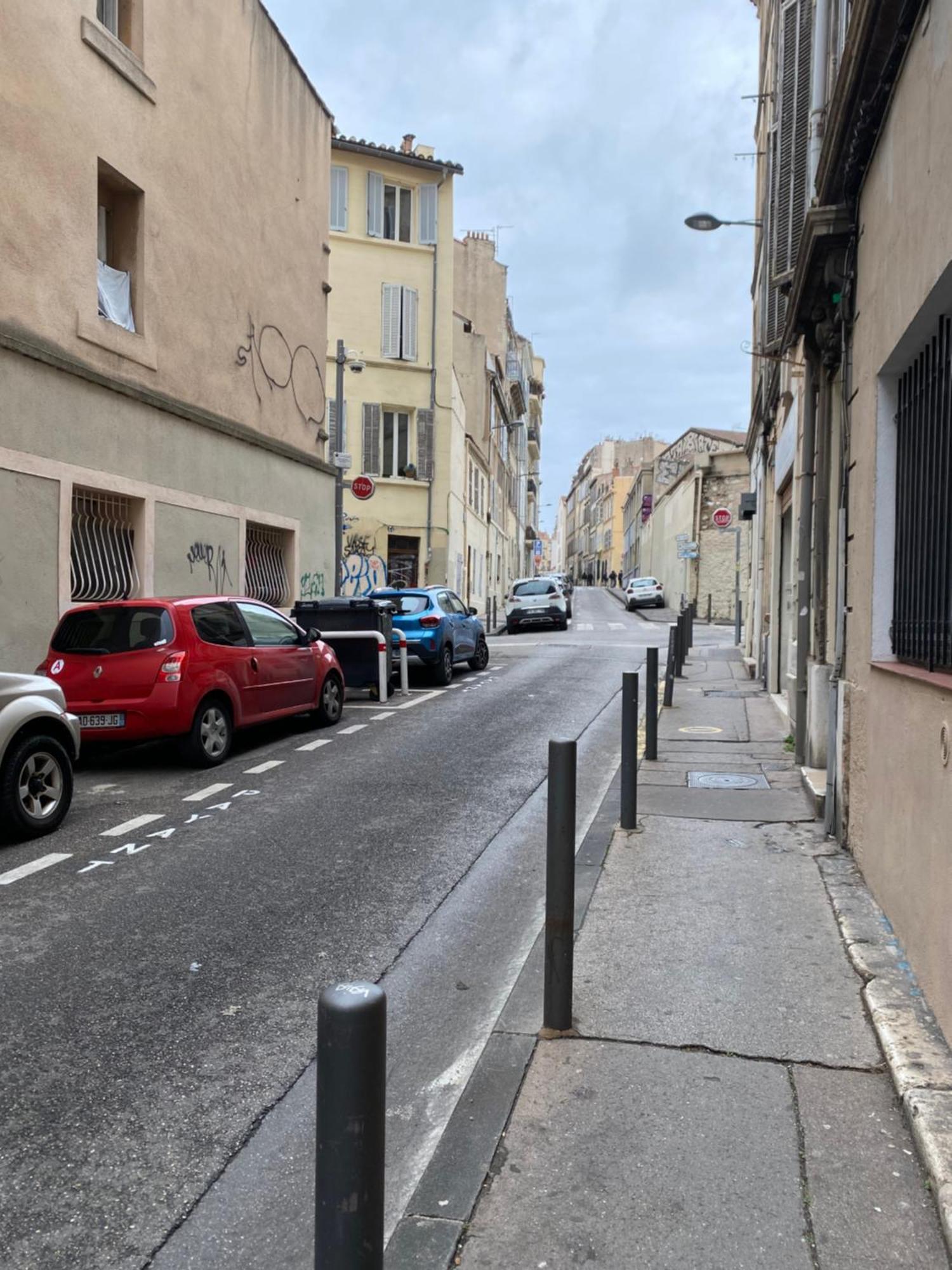 Apartment Flc - Charming T1bis 10mn Cours Julien-nt Dame Du Mont